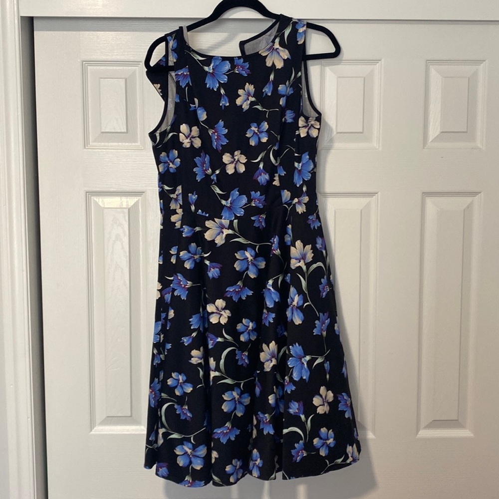 Black and blue floral pleated dress